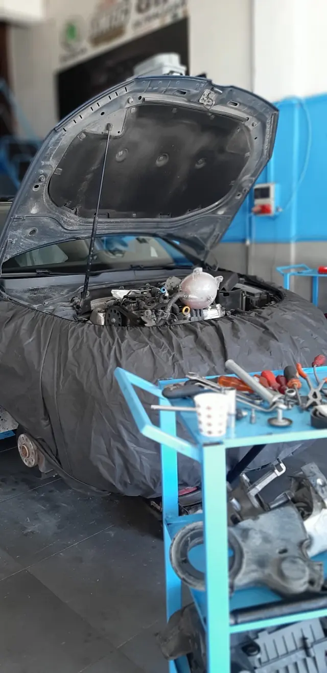 Nihat Otomotiv Eskişehir Volkswagen ve Audi servisi atölye karesi 5