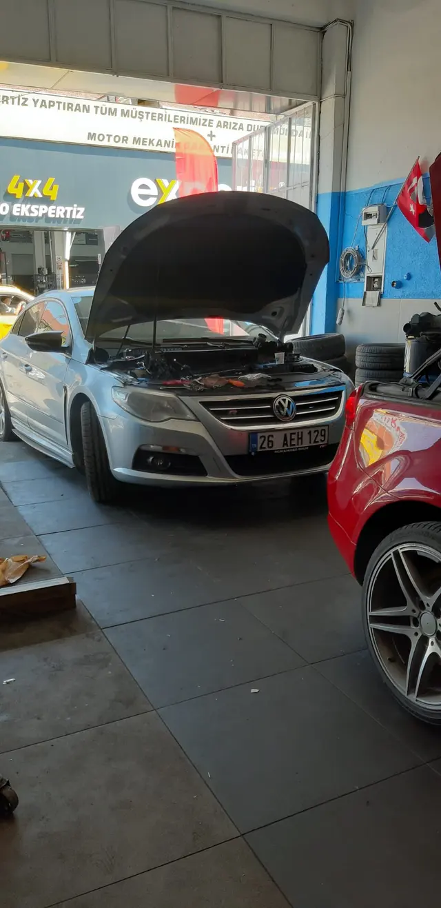 Nihat Otomotiv Eskişehir Volkswagen ve Audi servisi atölye karesi 9